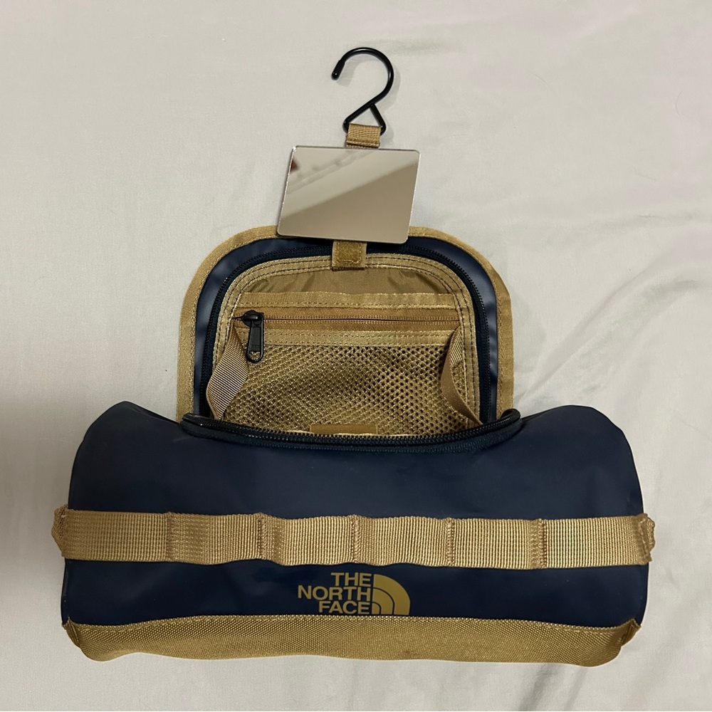 The North Face Base Camp Toiletry Bag